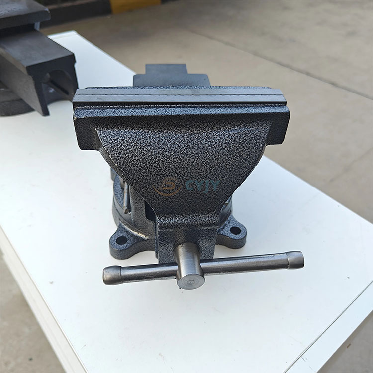 Deluxe Bench Vise
