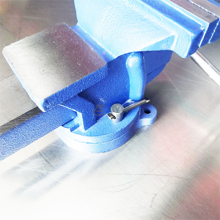 Commercial Bench Vise