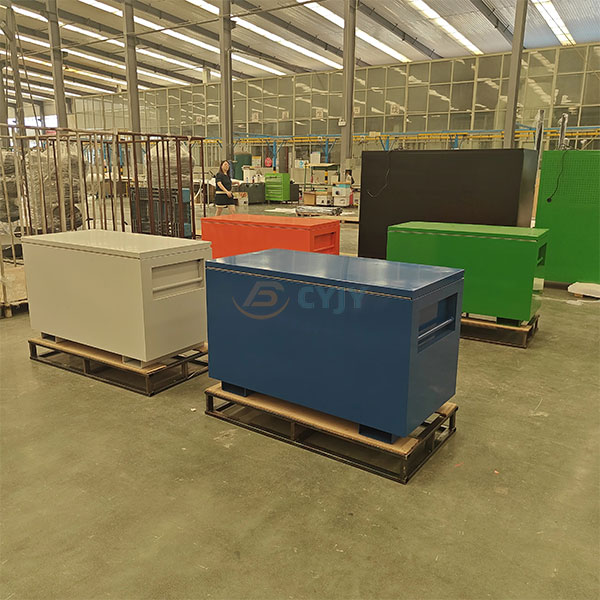 Heavy Duty Tool Box
